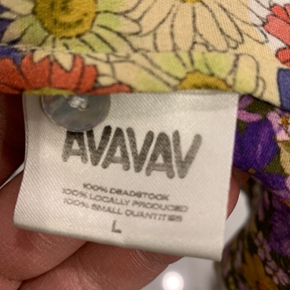AVAVAV - Out Favorite Blouse - Picture 6 of 12